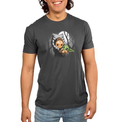 A man wearing a Star Wars officially licensed BFFs (Ahsoka and Grogu) t-shirt.