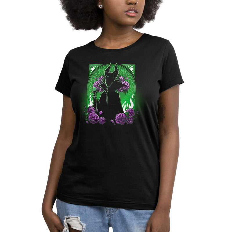 A officially licensed Maleficent Portrait t-shirt featuring a woman holding a flower.
Brand Name: Disney