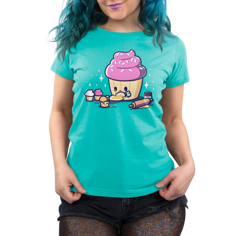 Premium Cotton T-shirt_Teeturtle Baking Cupcakes caribbean blue t-shirt featuring a big cartoon-styled cupcake putting icing on smaller cupcakes.