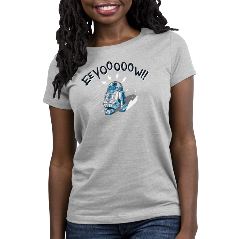 A woman wearing an officially licensed Star Wars Eeyooooow! gray t-shirt.