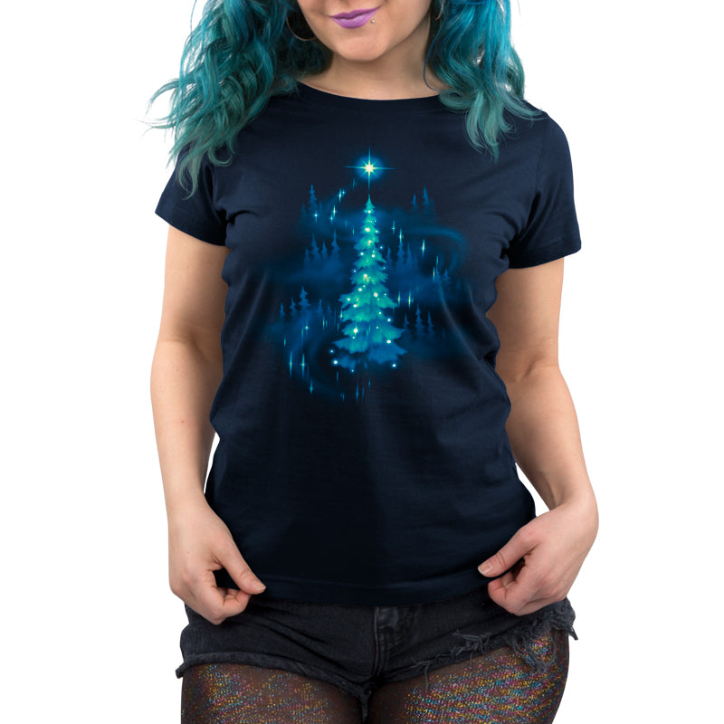 This festive Twinkling Christmas Tree T-shirt from TeeTurtle embodies holiday spirit with its vibrant image of a Christmas tree, while offering the utmost comfort for women.